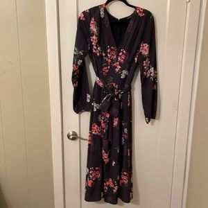 Navy floral long dress. Perfect for a spring wedding guest!